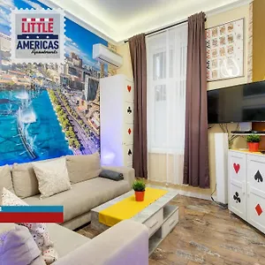 Little Americas Main Street Daire
